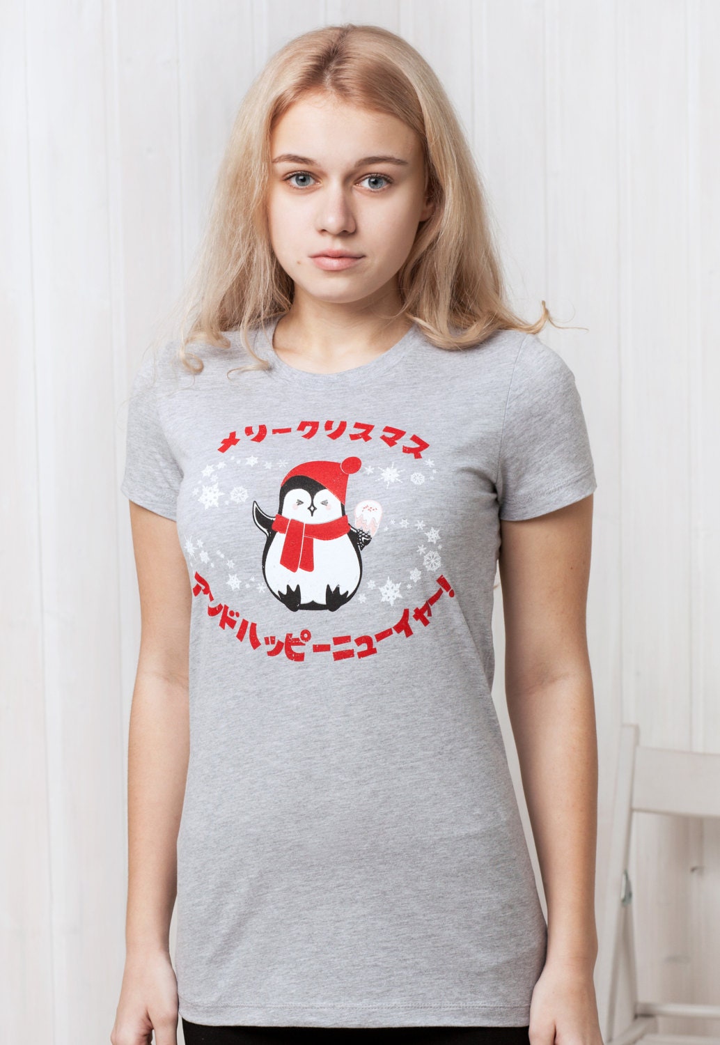 Japanese T Shirt Kawaii Christmas Penguin Japan Writing Anime Manga Holiday Xmas Cute Aesthetic Adorable Printed Girls Women's Tee T-Shirt