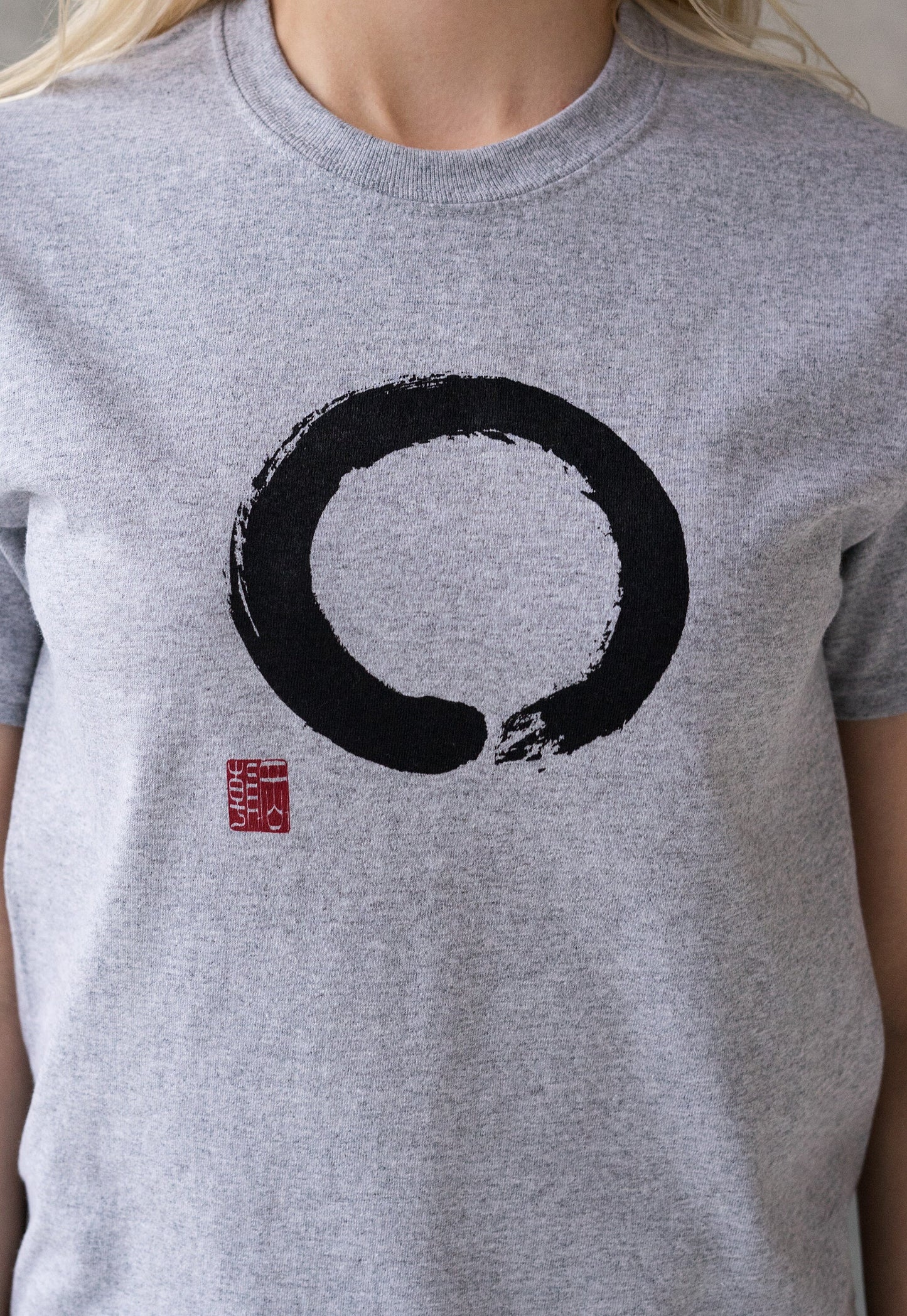 Japanese Calligraphy T Shirt - Enso Circle Japan Buddhism Buddhist Yoga Zen Inspirational Mindfulness Meditation Womens Mens Printed Tee