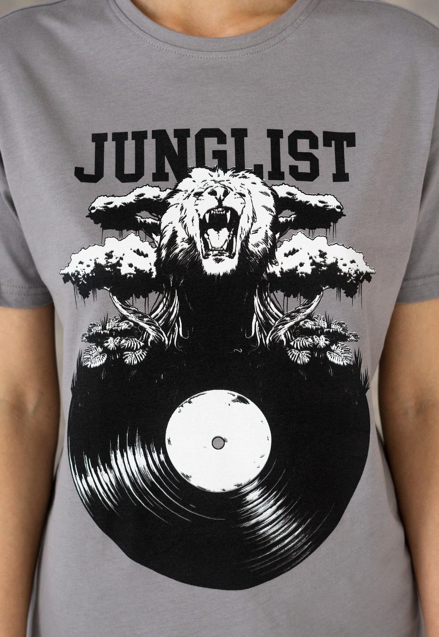 Junglist Vinyl T Shirt Drum and Bass DJ Synthesizer & Bass Synth Music Producer Jungle Massive Neurofunk Dubstep Womens Mens Printed Tee Top
