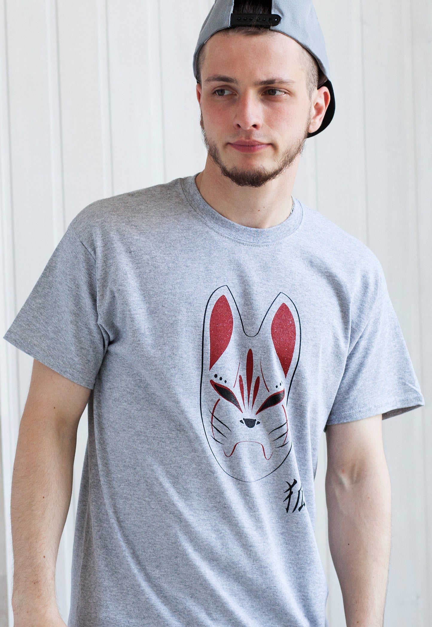 Japanese T Shirt – Kitsune Fox Mask Inari Japan Anime Manga Tokyo Harajuku Fashion Kawaii Cosplay Comicon Kanji Calligraphy Printed Tee Top