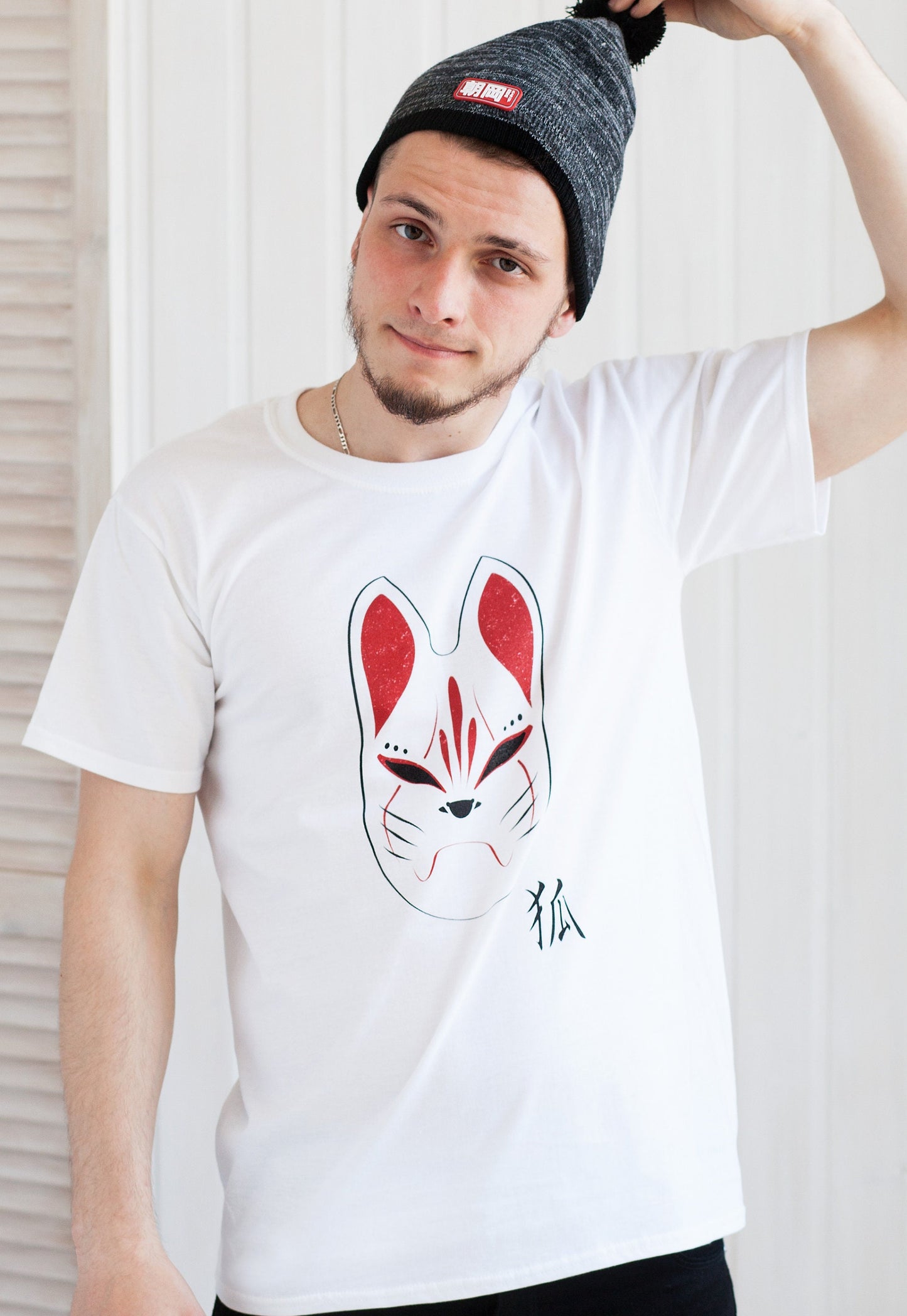 Japanese T Shirt – Kitsune Fox Mask Inari Japan Tokyo Anime Manga Kawaii Harajuku Fashion Cosplay Comicon Kanji Calligraphy Printed Tee Top