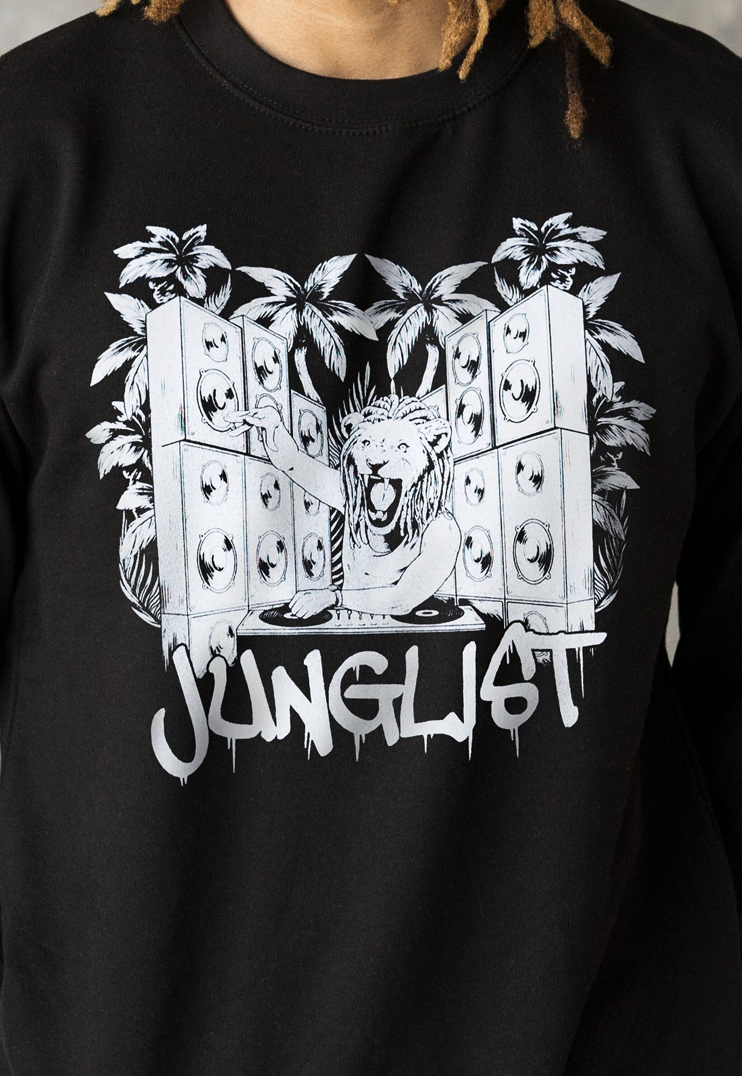 Junglist Lion DJ Sweatshirt Jungle Massive Drum and Bass DJ Synth Dreads Dreadlocks Music Producer Synthesizer Sweater Pullover Jumper Top