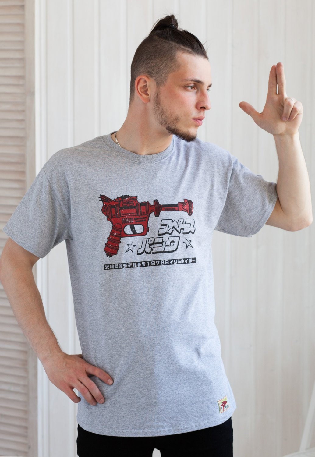 Japanese Ray Gun T Shirt Blaster Phaser Zap Laser Japan Tokyo Sci Fi Space Cowboy Retro Kawaii Anime Manga Cosplay Mens Womens Printed Tee