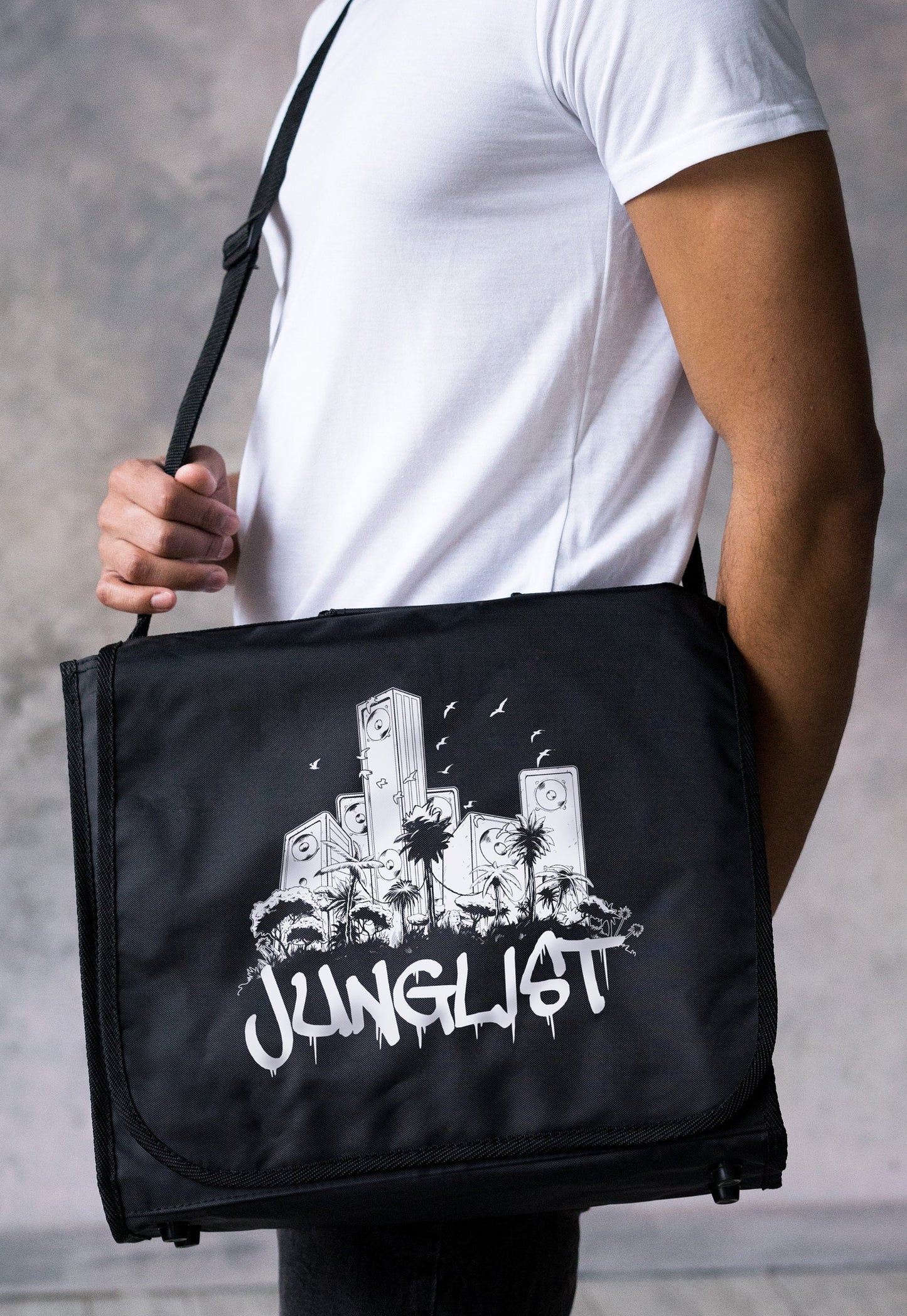 Junglist Sound System Record Bag Massive Drum and Bass Neurofunk LP Vinyl Amen Break DnB Rave Records DJ Mens Womens Messenger Shoulder Bag