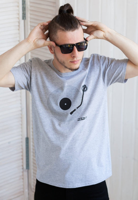 Keep It Vinyl T Shirt - Minimalist DJ Deck Turntable LP Vinyl Record Player Music Festival EDM Old School Retro Mens Womens Printed Tee Top