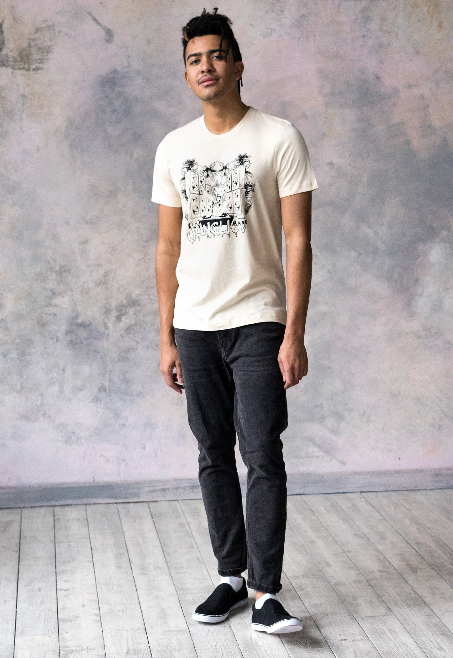 Junglist Lion DJ T Shirt Jungle Massive Drum and Bass & Synth Amen Break Breakbeat EDM UK Garage Music Producer Festival Mens Printed Tee