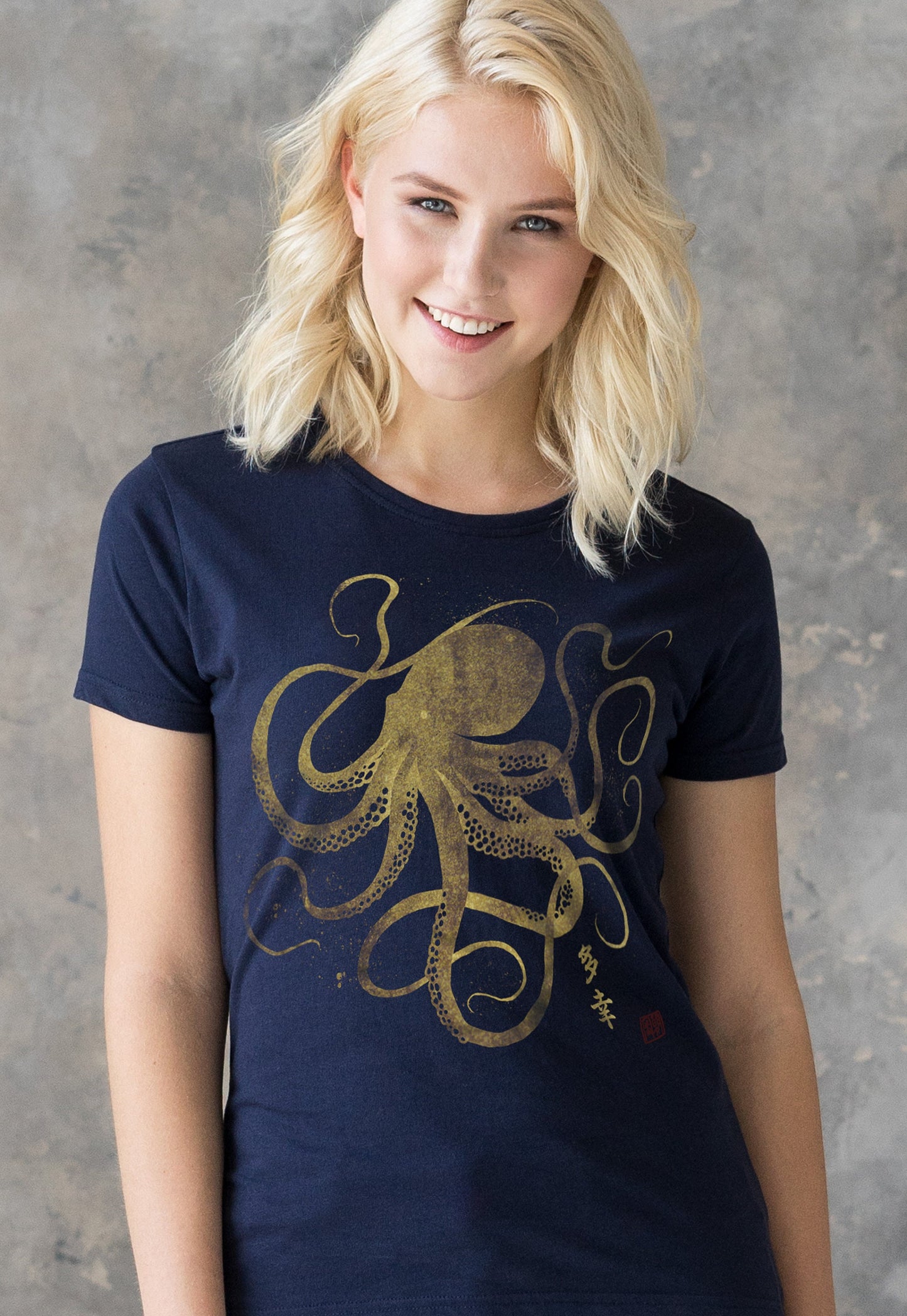 Octopus Japanese Calligraphy T Shirt Gyotaku Traditional Art Writing Ukiyo-e Japan Kawaii Gold Print Yoga Womens Girls Printed Tee T-Shirt