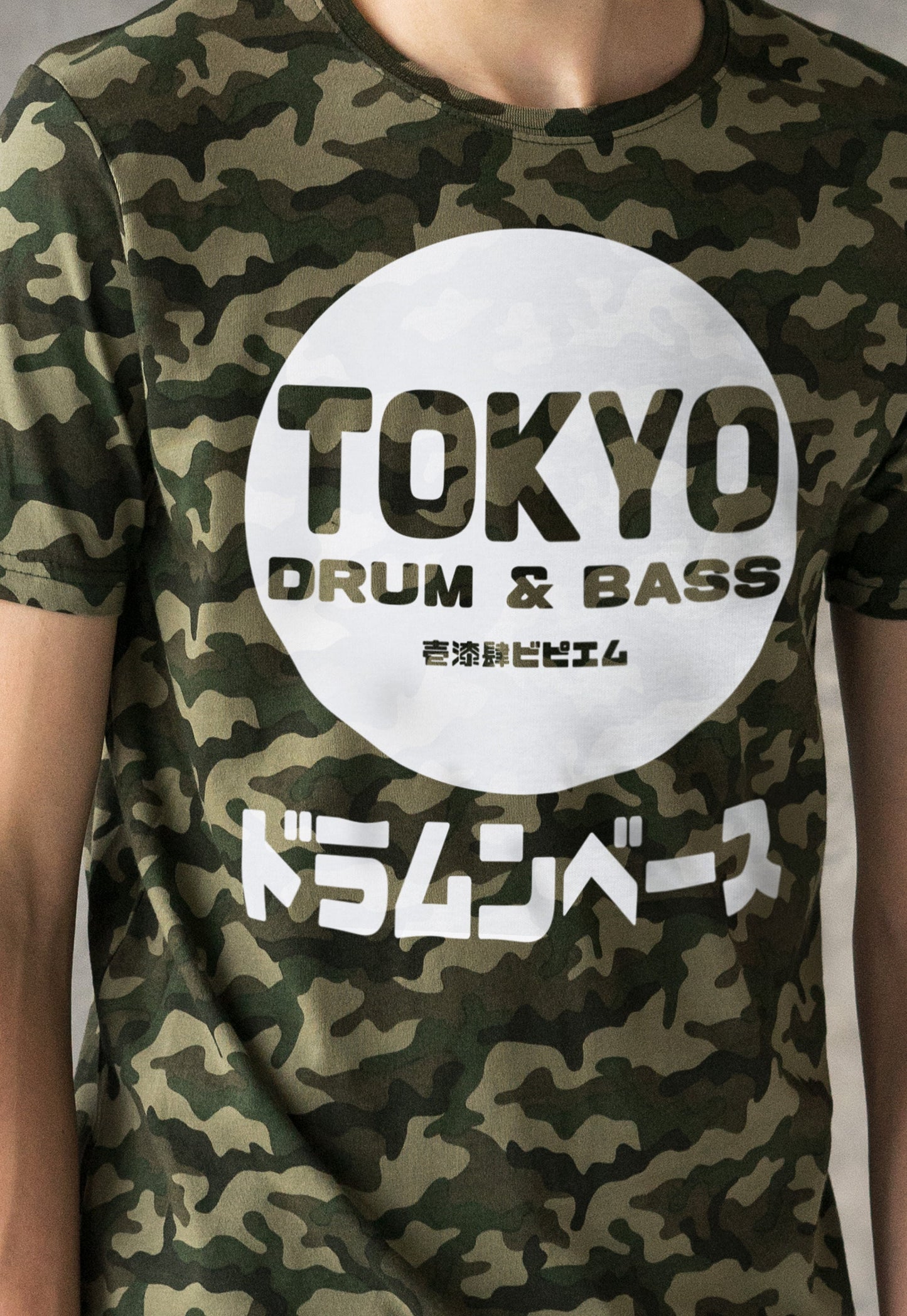 Tokyo Drum & Bass Camo T Shirt Japanese Writing 174 BPM Japan Junglist Synthesizer Synth Graphic Camouflage Mens Womens Graphic Printed Tee