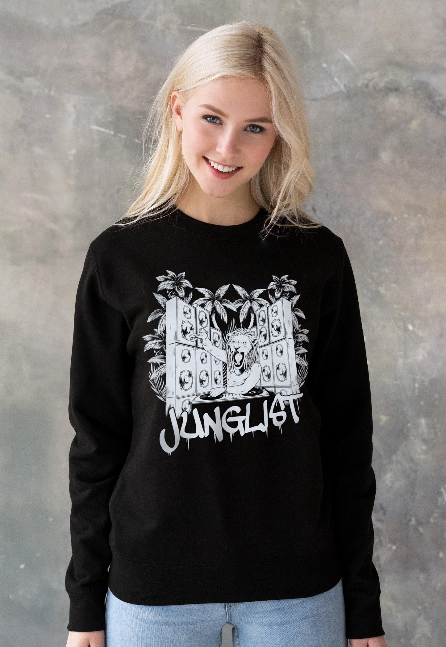 Junglist Lion DJ Sweatshirt Jungle Massive Drum and Bass DJ Synth Dreads Dreadlocks Music Producer Synthesizer Sweater Pullover Jumper Top