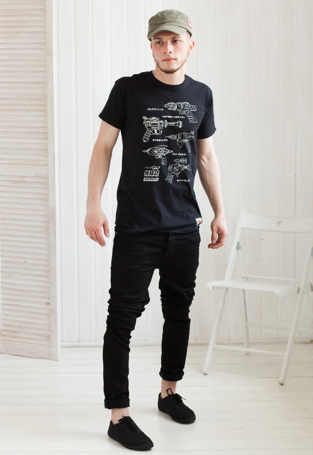 Japanese T Shirt Ray Blaster Phaser Laser Gun Retro Anime Manga Science Fiction Space Geek Larp Spaceship Sci-Fi Mens Womens Printed Tee Top