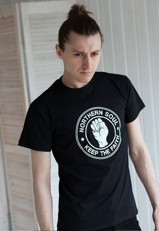 Northern Soul T Shirt Keep The Faith Fist Logo Distressed Retro Mod Mods Soul 60s 70s Vintage Style Mens Womens Graphic Printed Tee T-Shirt