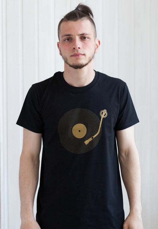 Turntable Minimalist T Shirt - LP Vinyl Record Player DJ Deck Decks Drum and Bass Junglist Breakbeat Mens Womens Screen Printed Graphic Tee