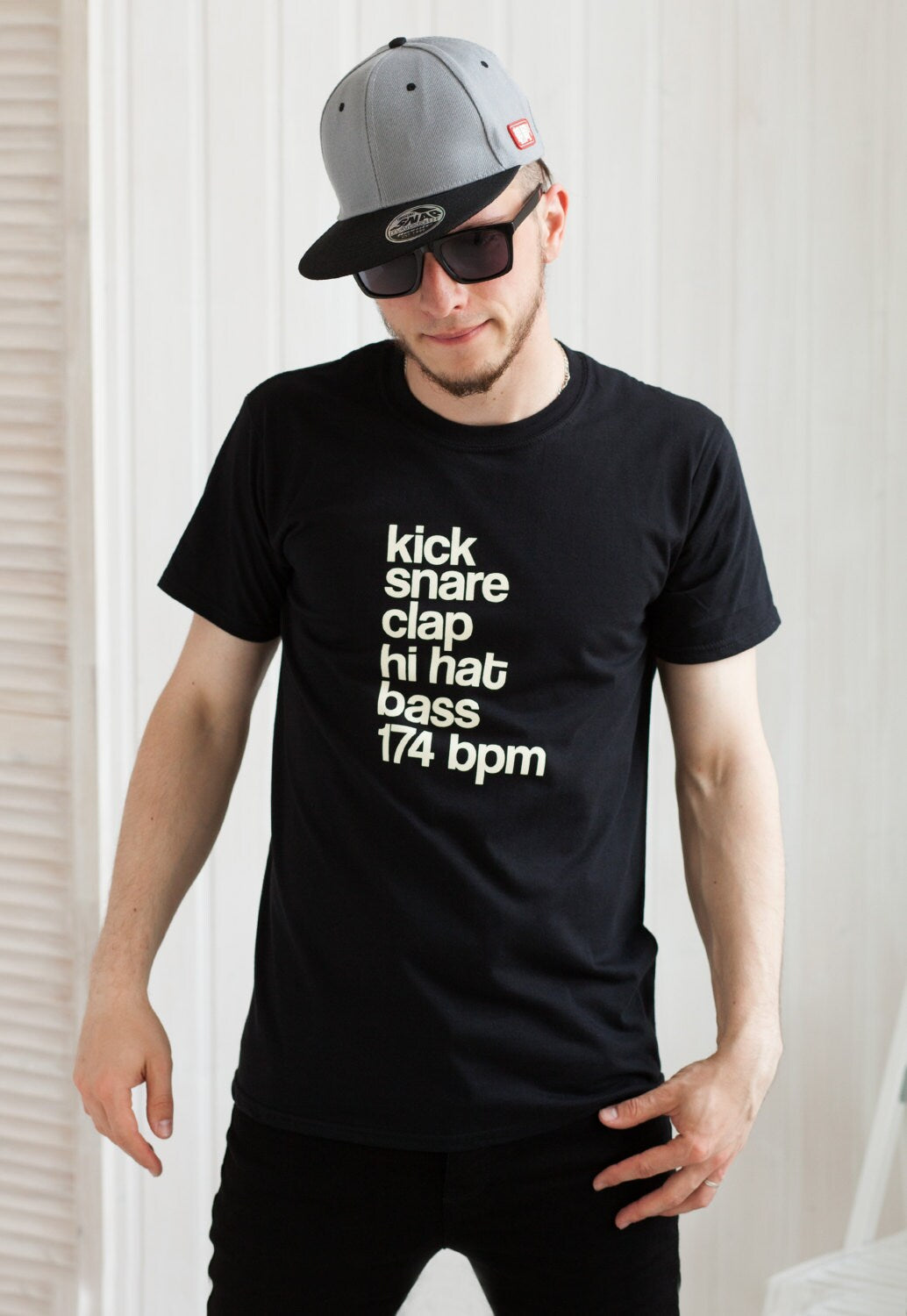 DJ T Shirt Kick Snare 174 BPM Synthesizer Drum and Bass Synth Music Neurofunk Junglist Jungle Music Womens Mens Printed Tee T-Shirt