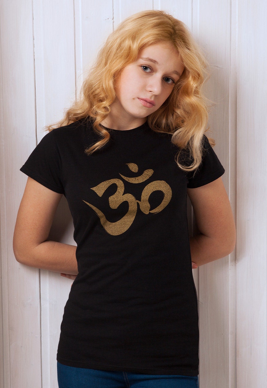 Om Ohm Aum T Shirt – Yoga Buddhism Meditation Hinduism Hindu Buddhist Sanskrit Lotus Mandala Womens Ladies Printed Tee or Tank Top Vest Cami