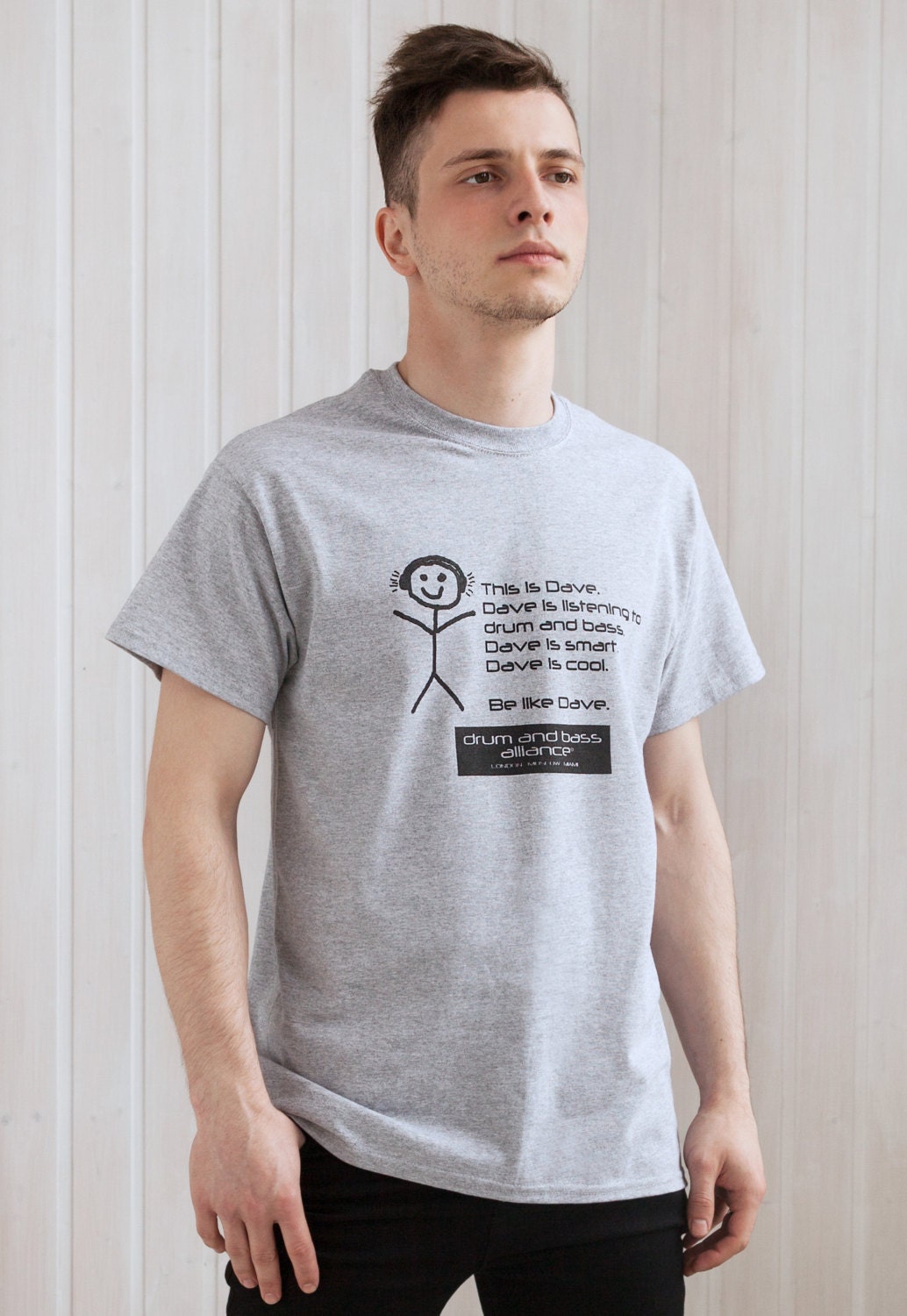 Be Like Dave T Shirt - Drum and Bass DNB Junglist Jungle Massive Synthesizer Bass Synth Music Producer Rave Mens Graphic Printed Tee Top