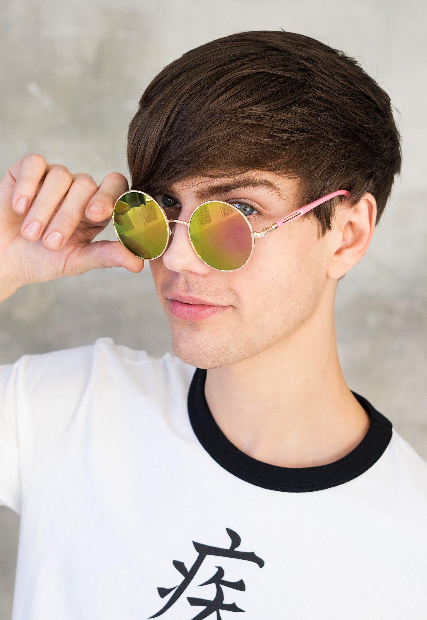 Round Mirror Lens Sunglasses in Pink & Purple – Retro Boho Style