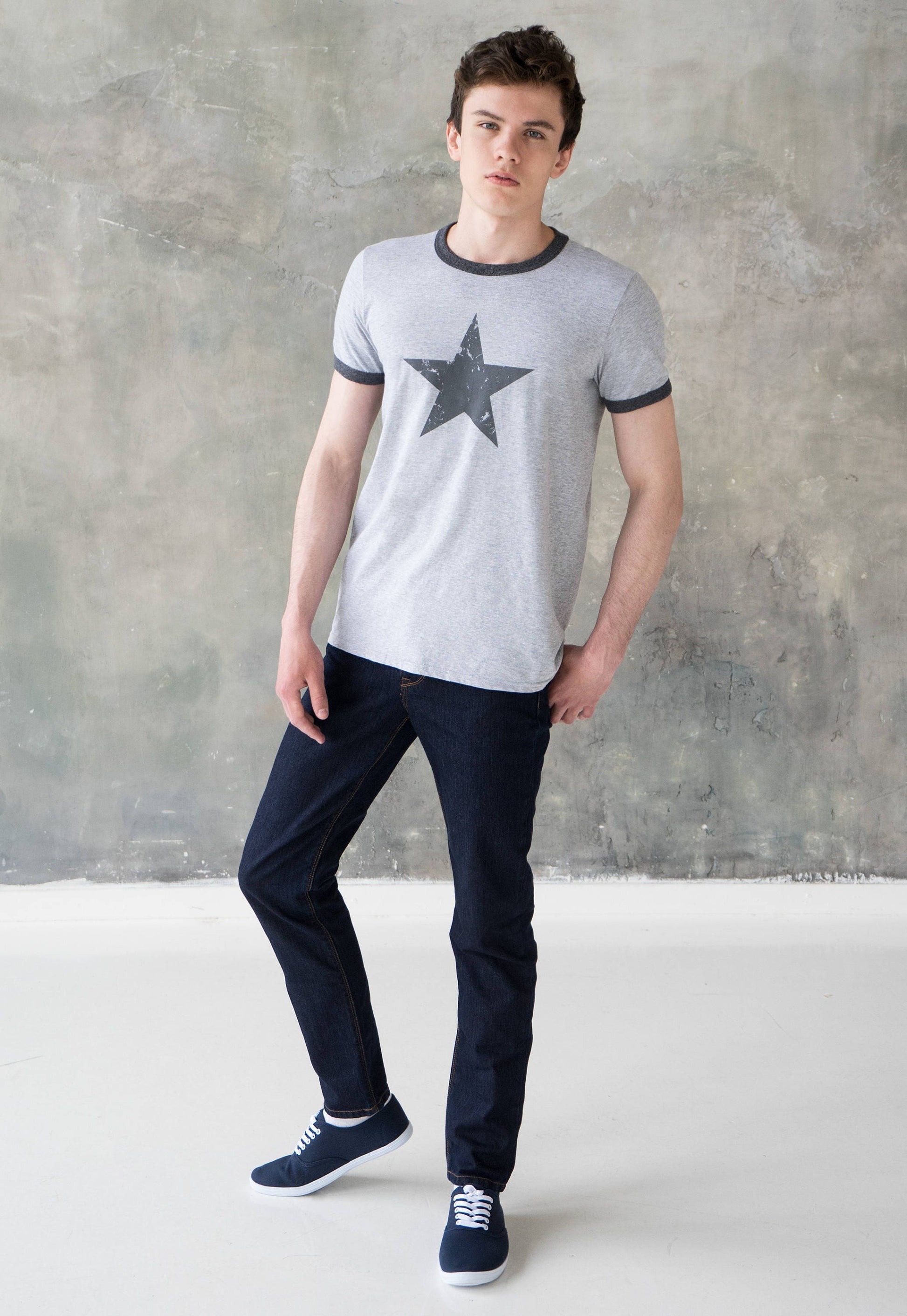 Star Ringer T Shirt Minimalist Abstract Geometric Streetwear Skater Retro Graphic Design 90s Yoga Gym Women's Men's Screen Printed Tee Top
