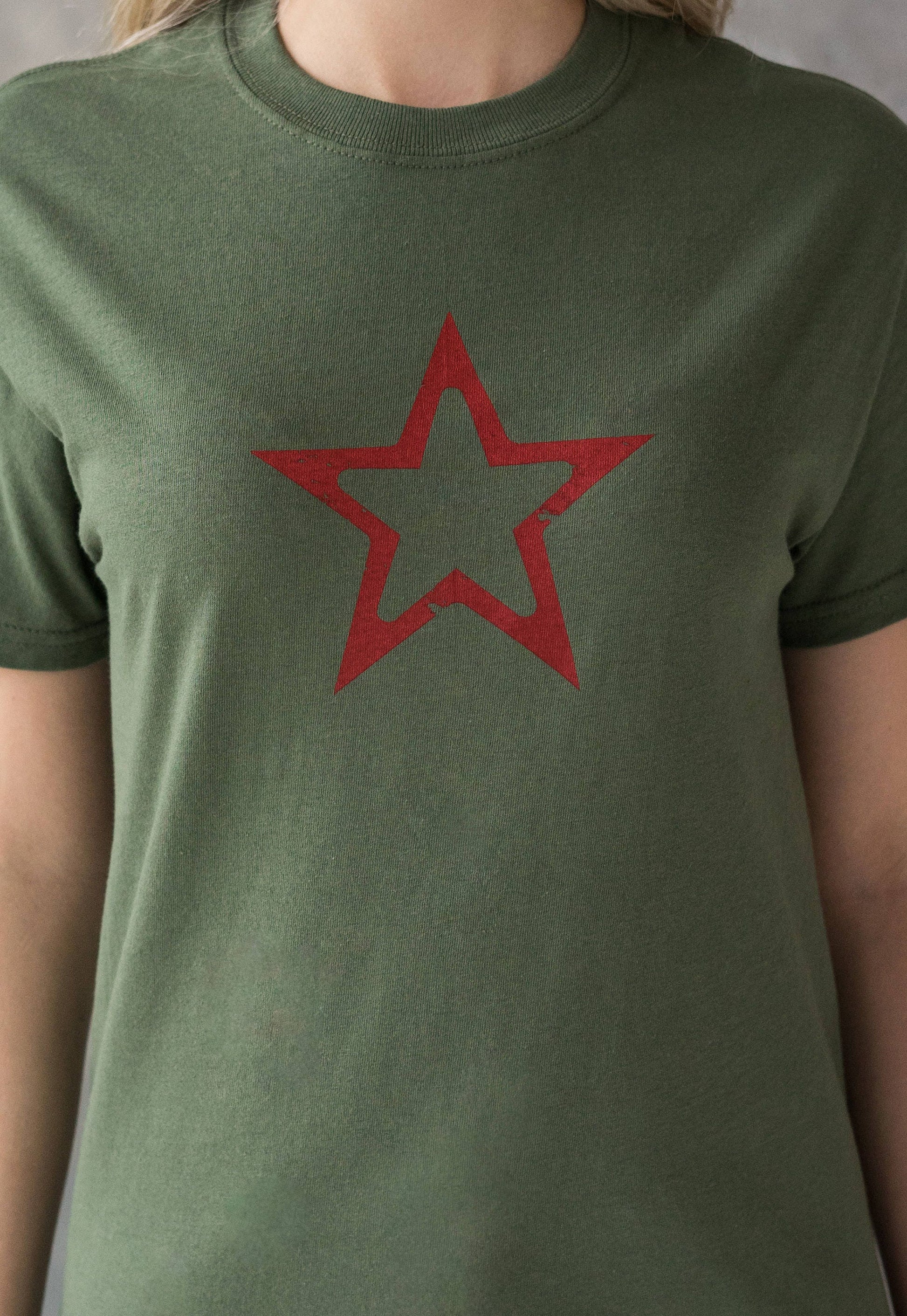 Star T Shirt Geometric Abstract Minimalist Distressed Print USSR CCCP Soviet Retro Vintage Urban Yoga Mens Womens Graphic Printed Khaki Tee