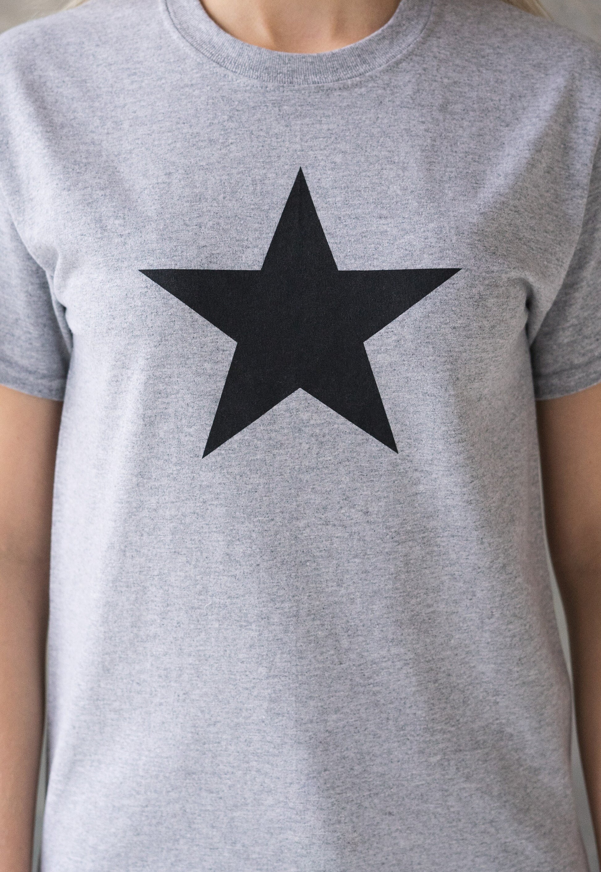 Black Star T Shirt Abstract Geometric Retro Skater Cute Vintage Style Minimalist Graphic Design Fashion Streetwear Printed Women's Men's Tee