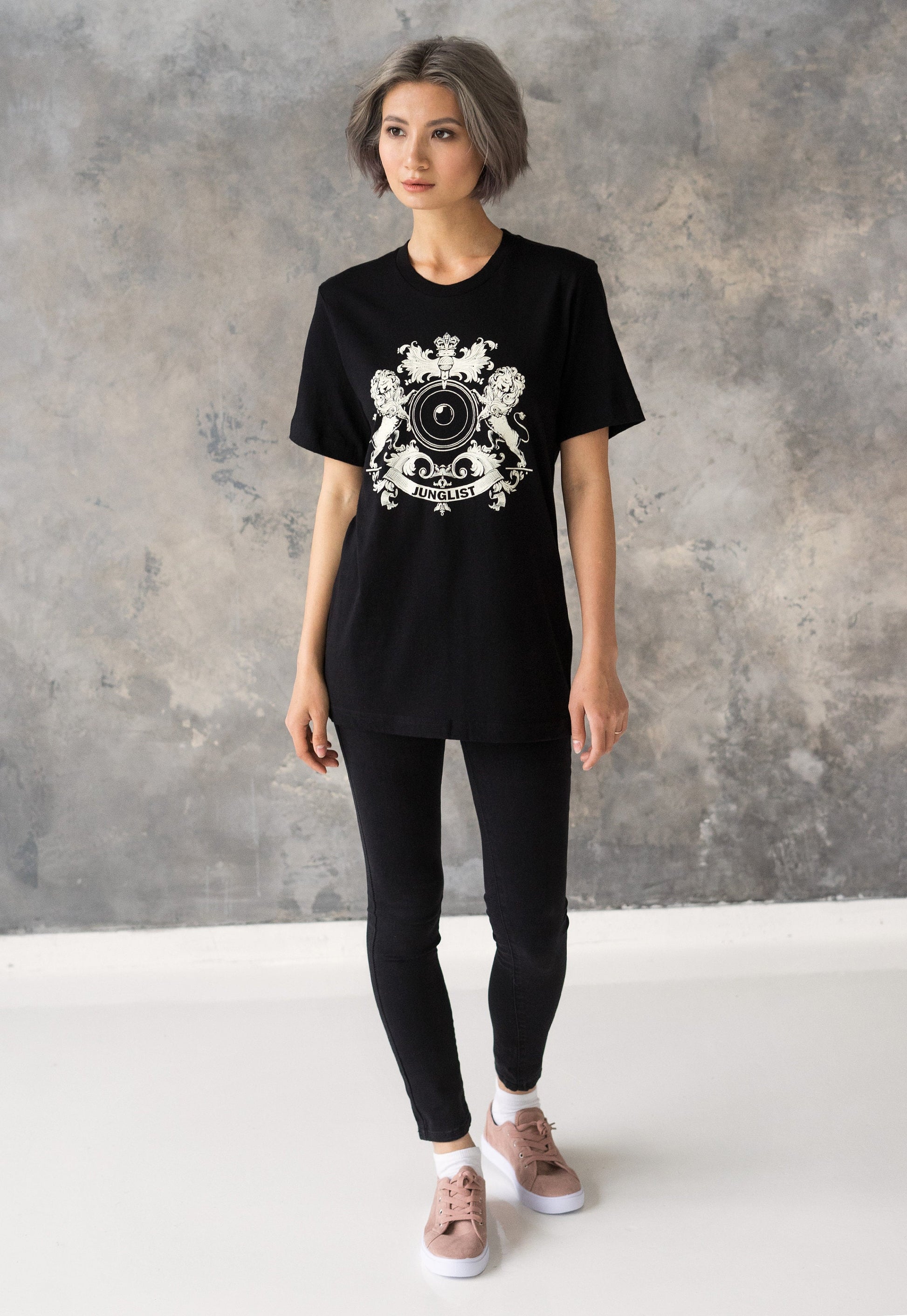 Junglist Coat Of Arms T Shirt - Jungle Massive Crest Lion Heraldry Drum and Bass DJ & Bass Synth Festival Dubstep Womens Mens Printed Tee