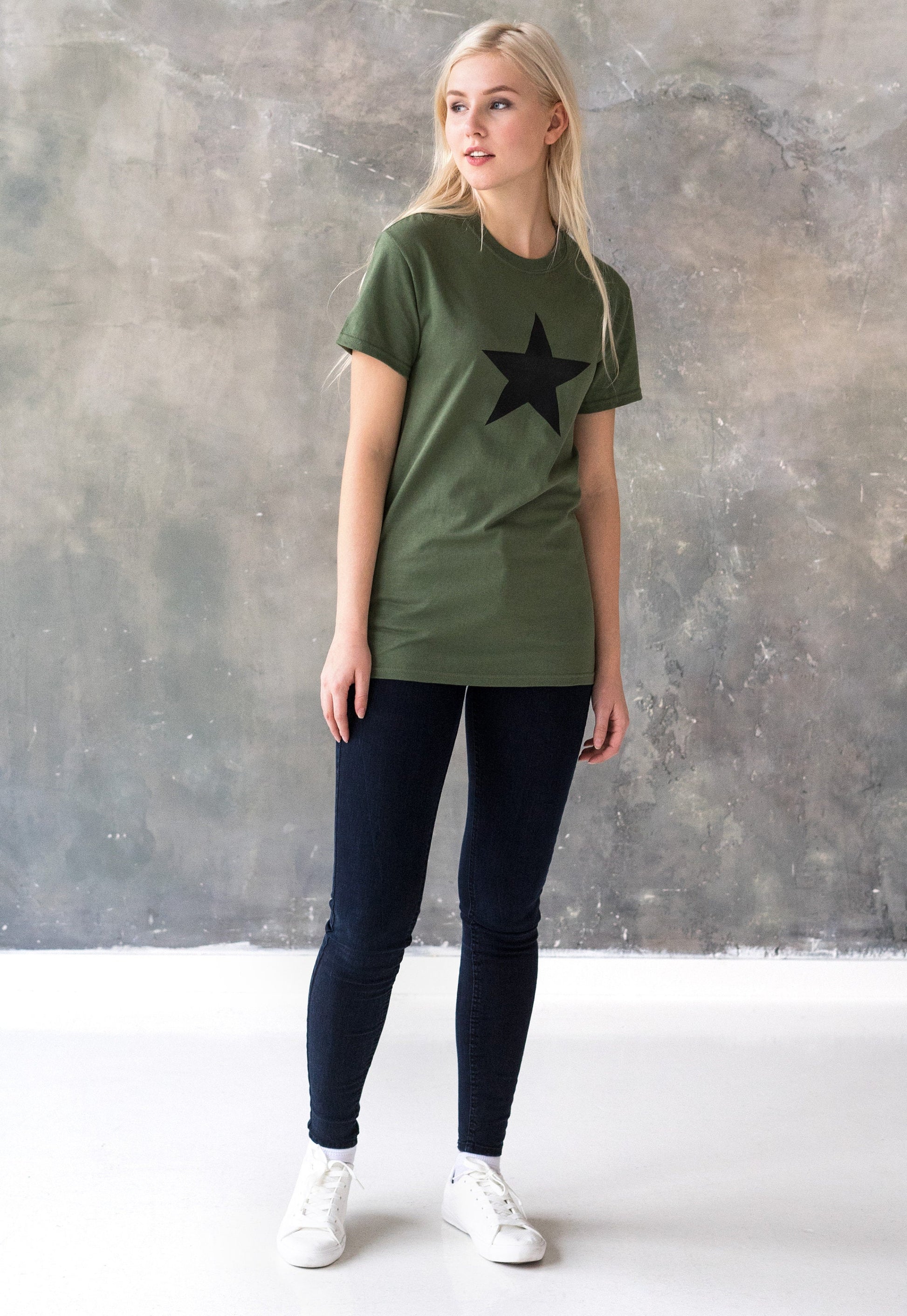 Black Star T Shirt Minimalist Abstract Geometric Streetwear Skater Urban Gym Fashion Retro Vintage Mens Womens Graphic Printed Cotton Tee