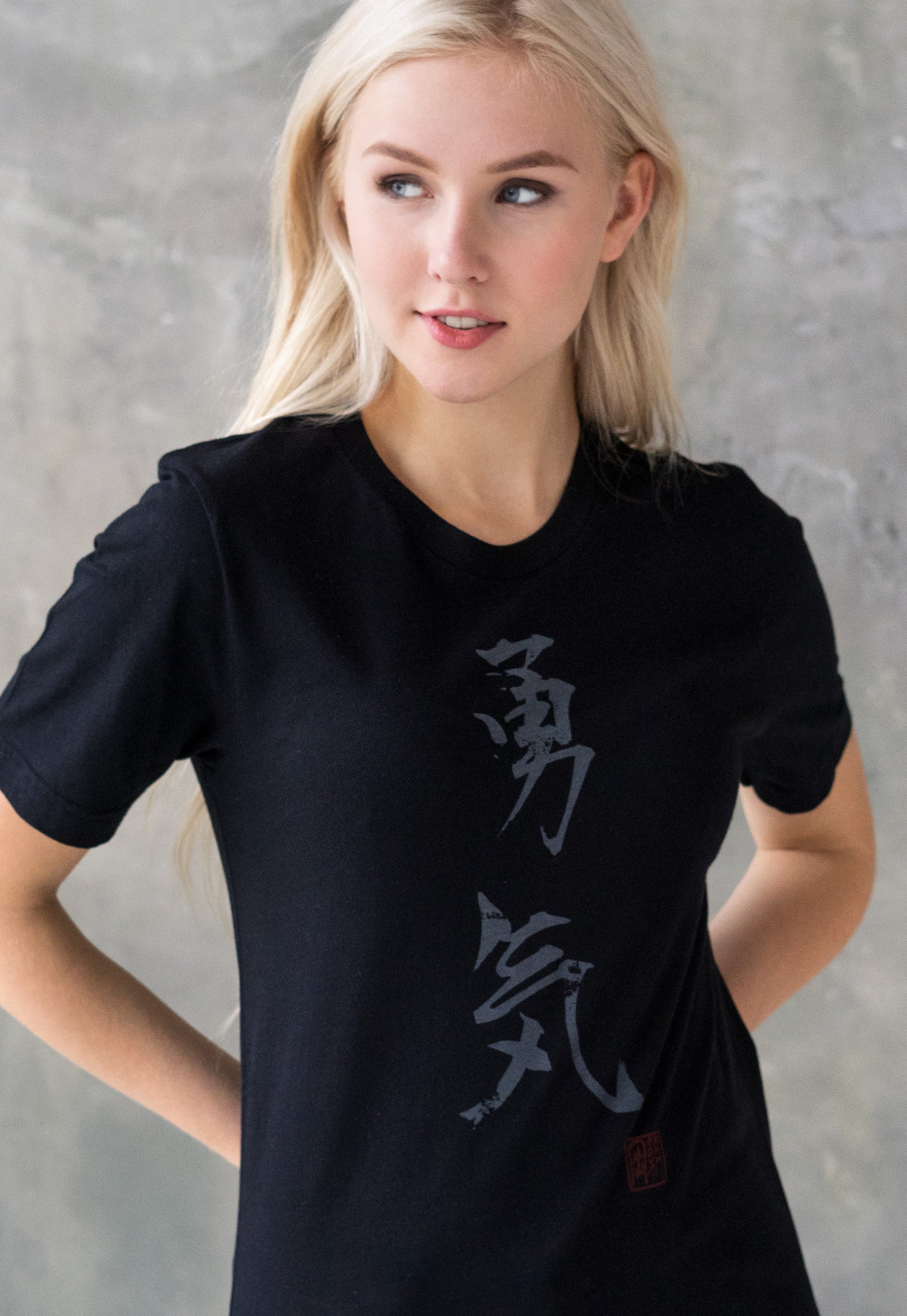 Japanese T Shirt – Courage Japan Calligraphy Text Writing Kanji Anime Manga Tokyo Martial Arts Kawaii Womens Mens Screen Printed Tee T-Shirt