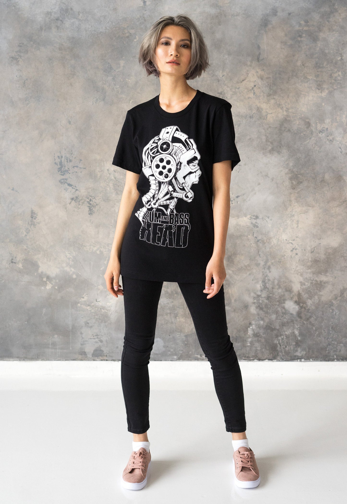 Drum and Bass Head T Shirt - Robot DJ Synthesizer & Bass Neurofunk Jungle Massive Producer Junglist Dubstep Mens Womens Graphic Printed Tee