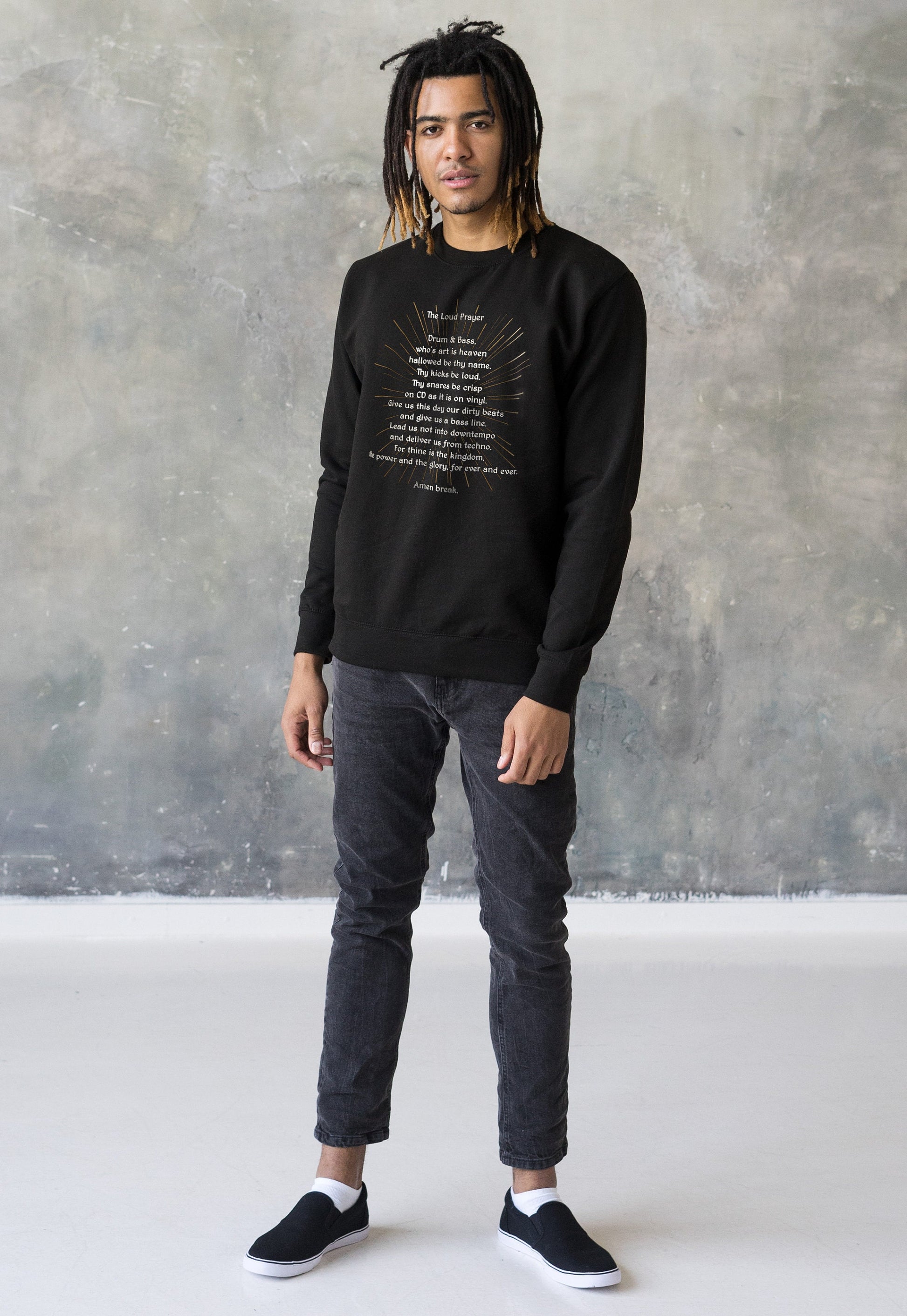 Drum & Bass Prayer Sweatshirt Junglist Neurofunk DJ Rhythm Machine Synth and Synthesizer Amen DnB Dubstep Mens Sweater Pullover Jumper Top