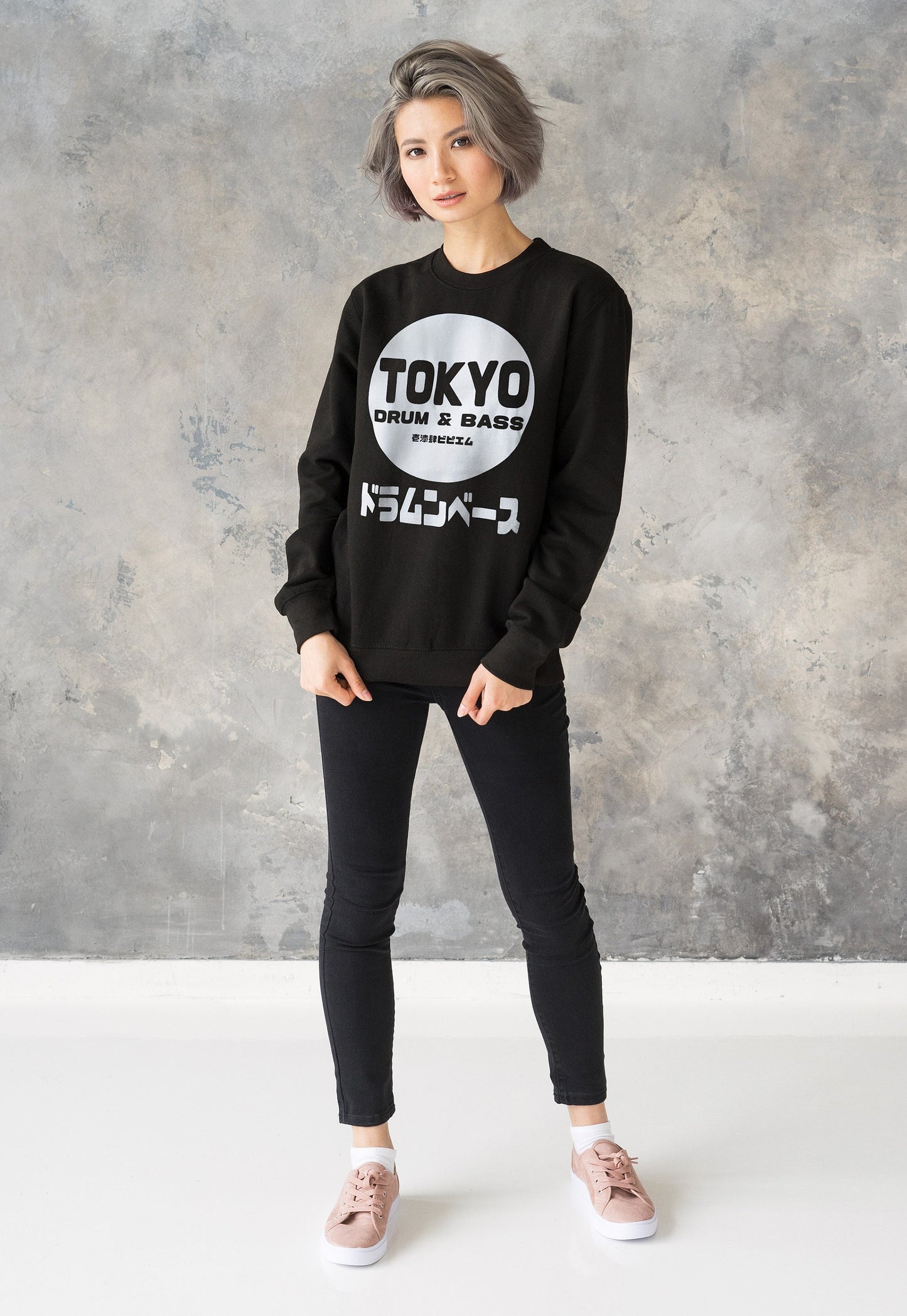 Tokyo Drum & Bass Sweatshirt Japanese Writing Japan 174 BPM Music Producer Kanji Junglist Womens Mens Printed Sweater Pullover Jumper Top