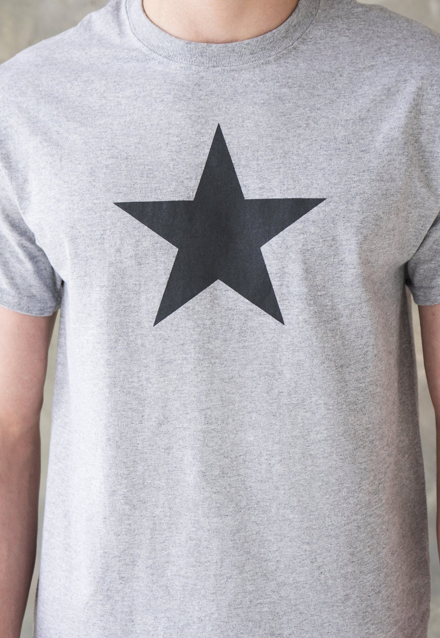 Black Star T Shirt Abstract Geometric Retro Vintage Style 70s 90s Skater Minimalist Graphic Design Printed Fashio Streetwear Mens Womens Tee
