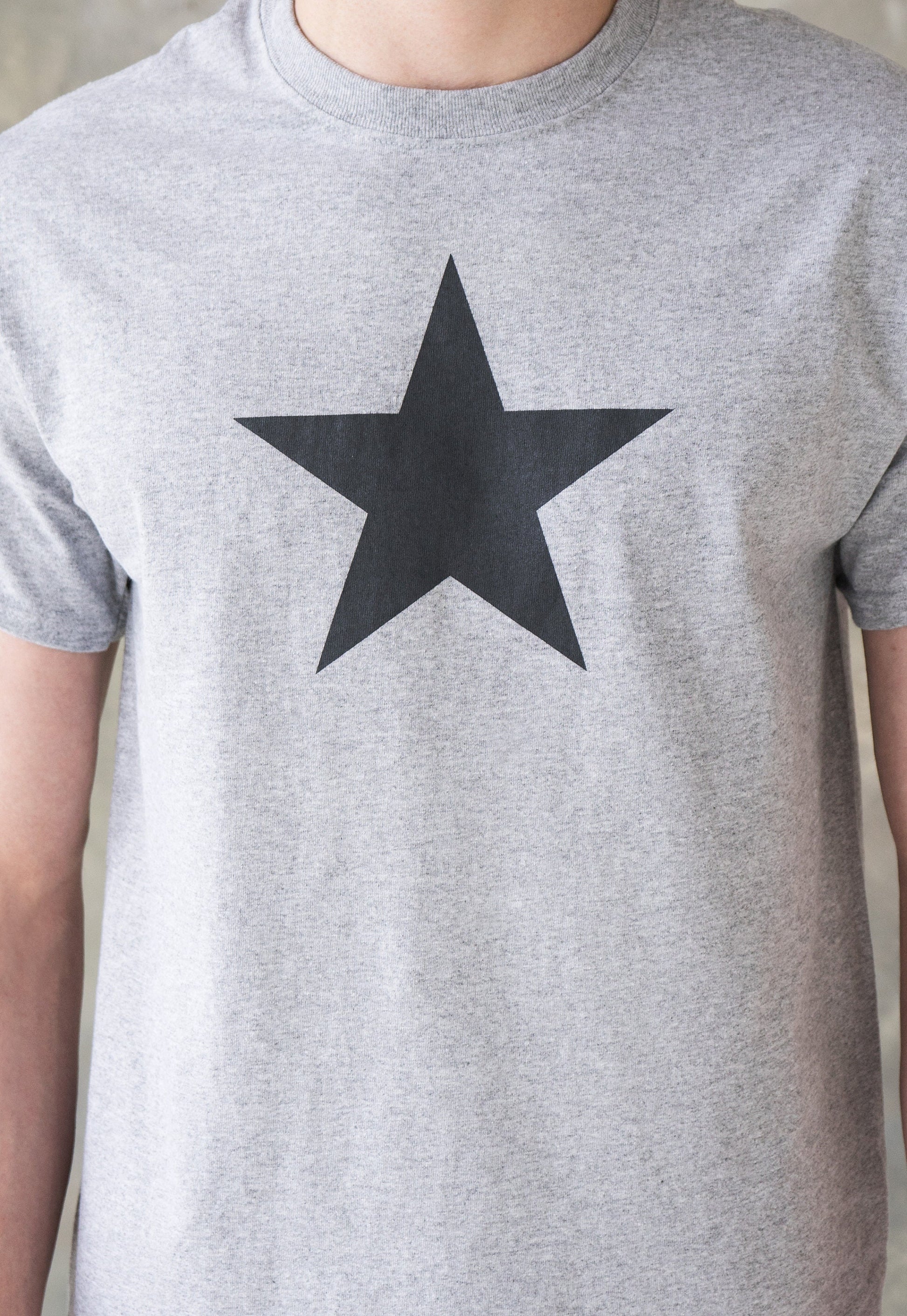 Black Star T Shirt Abstract Geometric Retro Vintage Style 70s 90s Skater Minimalist Graphic Design Printed Fashio Streetwear Mens Womens Tee
