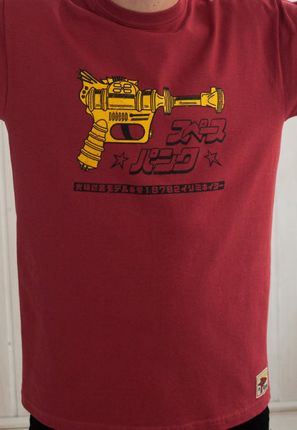 Space Punk Japanese T Shirt Ray Gun Science Fiction Geek Blaster Phaser Laser Gun Retro Comics Sci-Fi Larp Mens Womens Screen Printed Tee