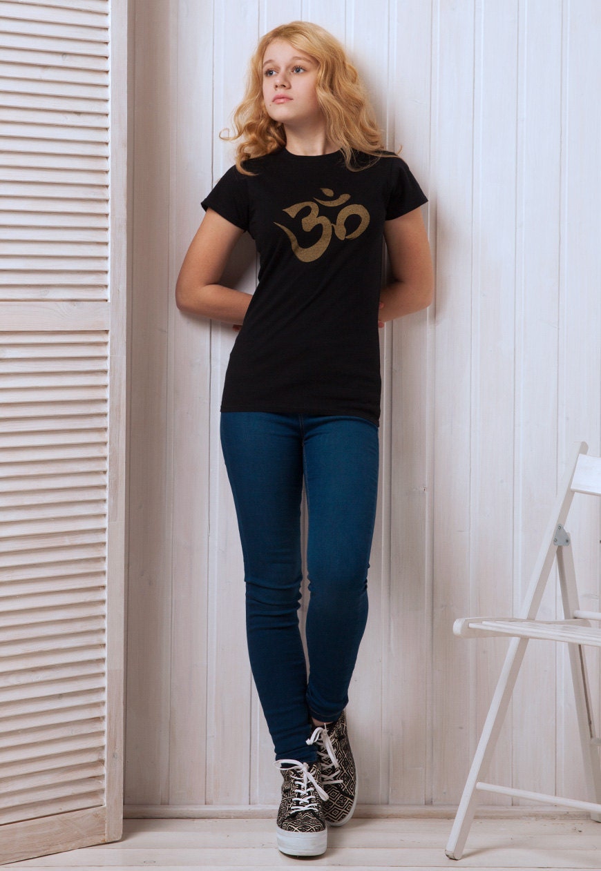 Om Ohm Aum T Shirt – Yoga Buddhism Meditation Hinduism Hindu Buddhist Sanskrit Lotus Mandala Womens Ladies Printed Tee or Tank Top Vest Cami